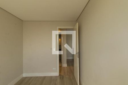 Quarto 1 de apartamento para alugar com 2 quartos, 68m² em Capão Raso, Curitiba