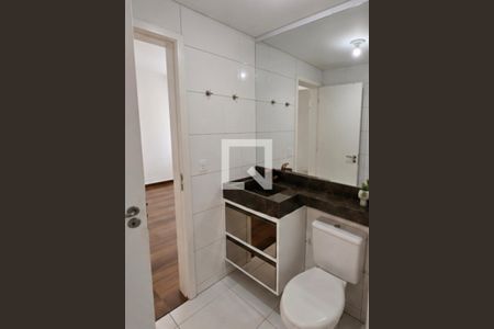 Banheiro de apartamento para alugar com 2 quartos, 51m² em Weissópolis, Pinhais