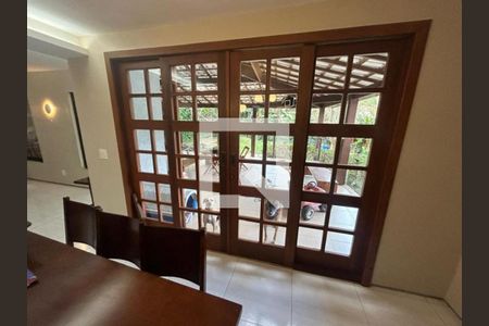 Casa de Condomínio para alugar com 3 quartos, 253m² em Vila Alpina, Nova Lima