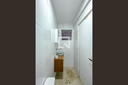 Banheiro de apartamento para alugar com 1 quarto, 30m² em Vila Oratorio, São Paulo