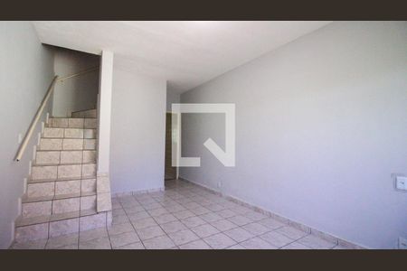 Casa para alugar com 2 quartos, 70m² em Cidade São Mateus, São Paulo