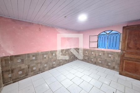 Quarto de casa para alugar com 1 quarto, 80m² em Santo Antonio, Duque de Caxias