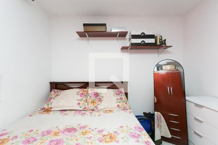 Quarto 1 de apartamento para alugar com 2 quartos, 52m² em Itaquera, São Paulo