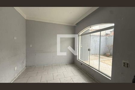 Casa à venda com 5 quartos, 300m² em Vila Curuçá, Santo André