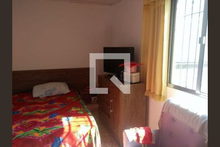 Casa à venda com 4 quartos, 260m² em São Lucas, São Paulo