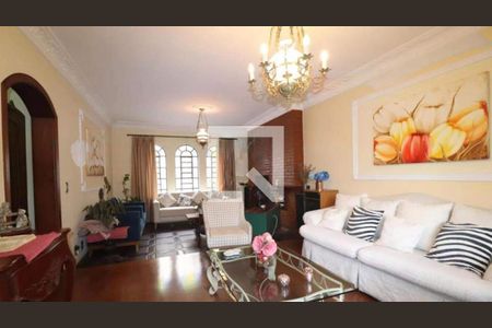 Casa à venda com 4 quartos, 232m² em Santa Maria, Santo André