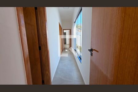 Corredor quartos de casa à venda com 3 quartos, 115m² em Vila Rica, Lagoa Santa