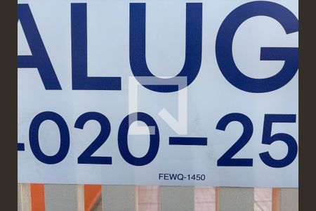 Placa instalada de casa para alugar com 2 quartos, 250m² em Jardim Novo Carrao, São Paulo