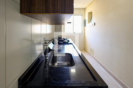 Cozinha de casa de condomínio à venda com 3 quartos, 69m² em Jardim Sevilha, Indaiatuba