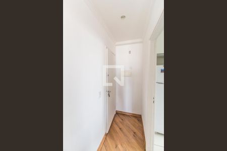 Entrada de apartamento para alugar com 3 quartos, 68m² em Jardim Tupanci, Barueri