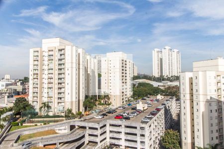 Vista da Sacada de apartamento para alugar com 3 quartos, 68m² em Jardim Tupanci, Barueri