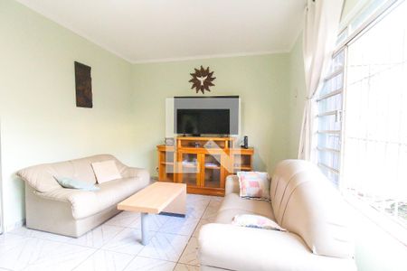 Sala de casa à venda com 2 quartos, 194m² em Vila Carmosina, São Paulo