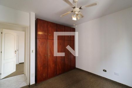 Quarto 1 - Armários de apartamento para alugar com 3 quartos, 80m² em Vila Sofia, São Paulo
