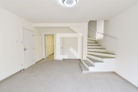 Sala de casa para alugar com 3 quartos, 180m² em Vila Monumento, São Paulo