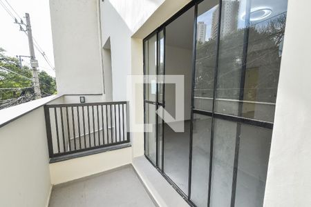 Varanda de casa para alugar com 3 quartos, 180m² em Vila Monumento, São Paulo