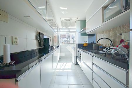 Cozinha  de apartamento à venda com 3 quartos, 188m² em Botafogo, Rio de Janeiro