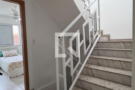 Sala 1 de casa para alugar com 3 quartos, 300m² em Embaré, Santos