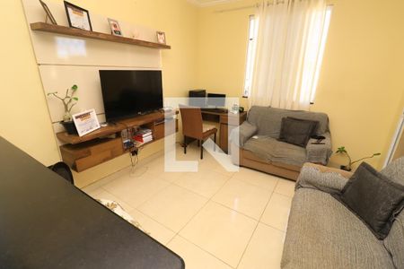 Sala de casa para alugar com 2 quartos, 90m² em Nova Brasília, Salvador