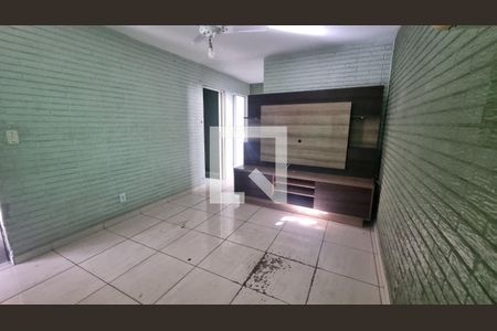 Sala de casa à venda com 5 quartos, 200m² em Campo Grande, Rio de Janeiro