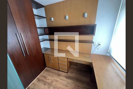 Quarto de apartamento para alugar com 3 quartos, 200m² em Sion, Belo Horizonte