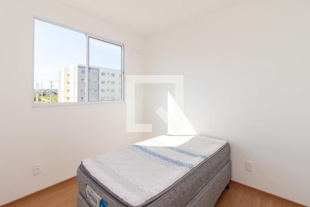 Quarto 2 de apartamento para alugar com 2 quartos, 46m² em Restinga, Porto Alegre