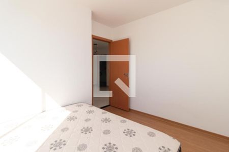 Quarto 1 de apartamento para alugar com 2 quartos, 46m² em Restinga, Porto Alegre