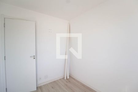 Quarto 1 de apartamento para alugar com 2 quartos, 40m² em Vila Zat, São Paulo