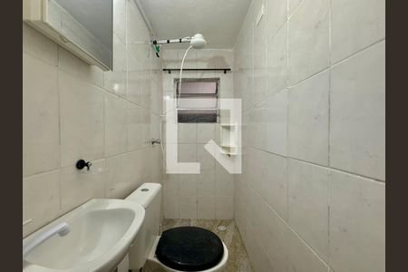Banheiro de casa para alugar com 1 quarto, 25m² em Campo Belo, São Paulo
