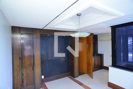 Quarto de apartamento para alugar com 5 quartos, 440m² em Barra da Tijuca, Rio de Janeiro
