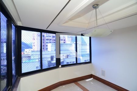 Quarto de apartamento para alugar com 5 quartos, 440m² em Barra da Tijuca, Rio de Janeiro