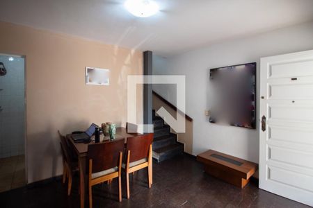 Sala de casa de condomínio à venda com 3 quartos, 117m² em Santa Rosa, Belo Horizonte