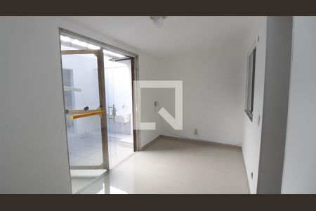 Copa de casa de condomínio para alugar com 3 quartos, 70m² em Portinho, Cabo Frio