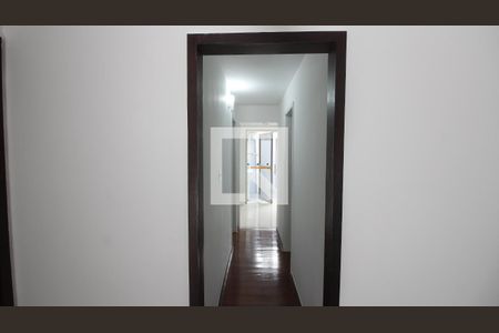 Sala de casa de condomínio para alugar com 3 quartos, 70m² em Portinho, Cabo Frio