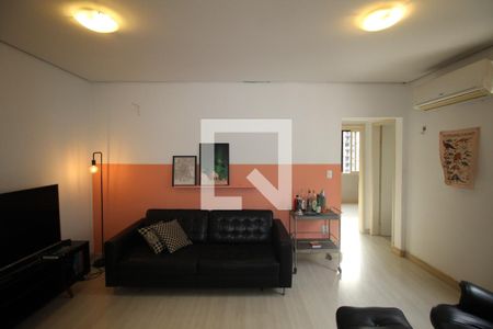Sala de apartamento à venda com 2 quartos, 70m² em Petrópolis, Porto Alegre