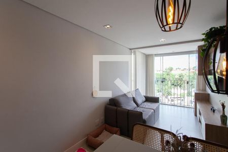 Sala de apartamento para alugar com 2 quartos, 50m² em Planalto, Belo Horizonte