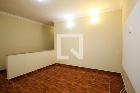 Sala de TV de casa de condomínio para alugar com 5 quartos, 319m² em Cemucam, Cotia