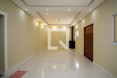 Sala de Estar de casa de condomínio para alugar com 5 quartos, 319m² em Cemucam, Cotia