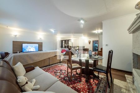 Casa à venda com 4 quartos, 400m² em Jardim Avelino, São Paulo