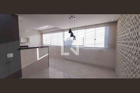 Casa para alugar com 3 quartos, 107m² em Jardim Primeiro de Maio (chacara Fazendinha), Osasco