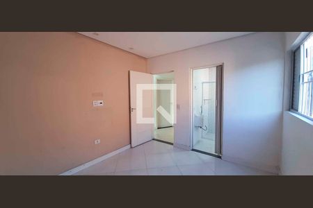 Casa para alugar com 3 quartos, 107m² em Jardim Primeiro de Maio (chacara Fazendinha), Osasco