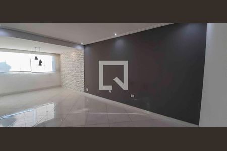 Casa para alugar com 3 quartos, 107m² em Jardim Primeiro de Maio (chacara Fazendinha), Osasco