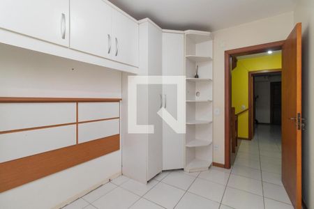 Quarto 1 de casa para alugar com 3 quartos, 250m² em Guarujá, Porto Alegre