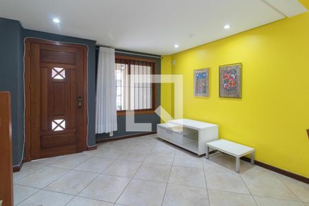 Casa para alugar com 3 quartos, 250m² em Guarujá, Porto Alegre