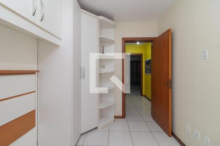 Quarto 1 de casa para alugar com 3 quartos, 250m² em Guarujá, Porto Alegre