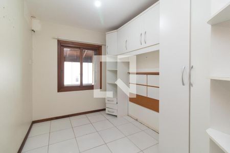 Quarto 1 de casa para alugar com 3 quartos, 250m² em Guarujá, Porto Alegre