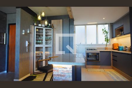 Cozinha de apartamento para alugar com 3 quartos, 105m² em Petrópolis, Porto Alegre