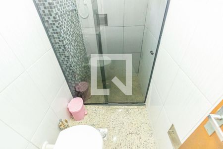 Banheiro social de apartamento para alugar com 1 quarto, 42m² em Bento Ribeiro, Rio de Janeiro