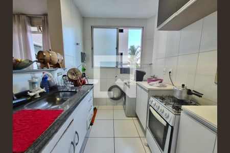 Cozinha e Área de Serviço de apartamento à venda com 2 quartos, 44m² em Parque Sao Jose, Belo Horizonte