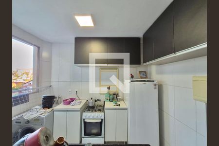 Cozinha e Área de Serviço de apartamento à venda com 2 quartos, 44m² em Parque Sao Jose, Belo Horizonte