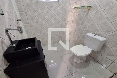 Banheiro Social  de casa para alugar com 2 quartos, 65m² em Nova Petrópolis, São Bernardo do Campo